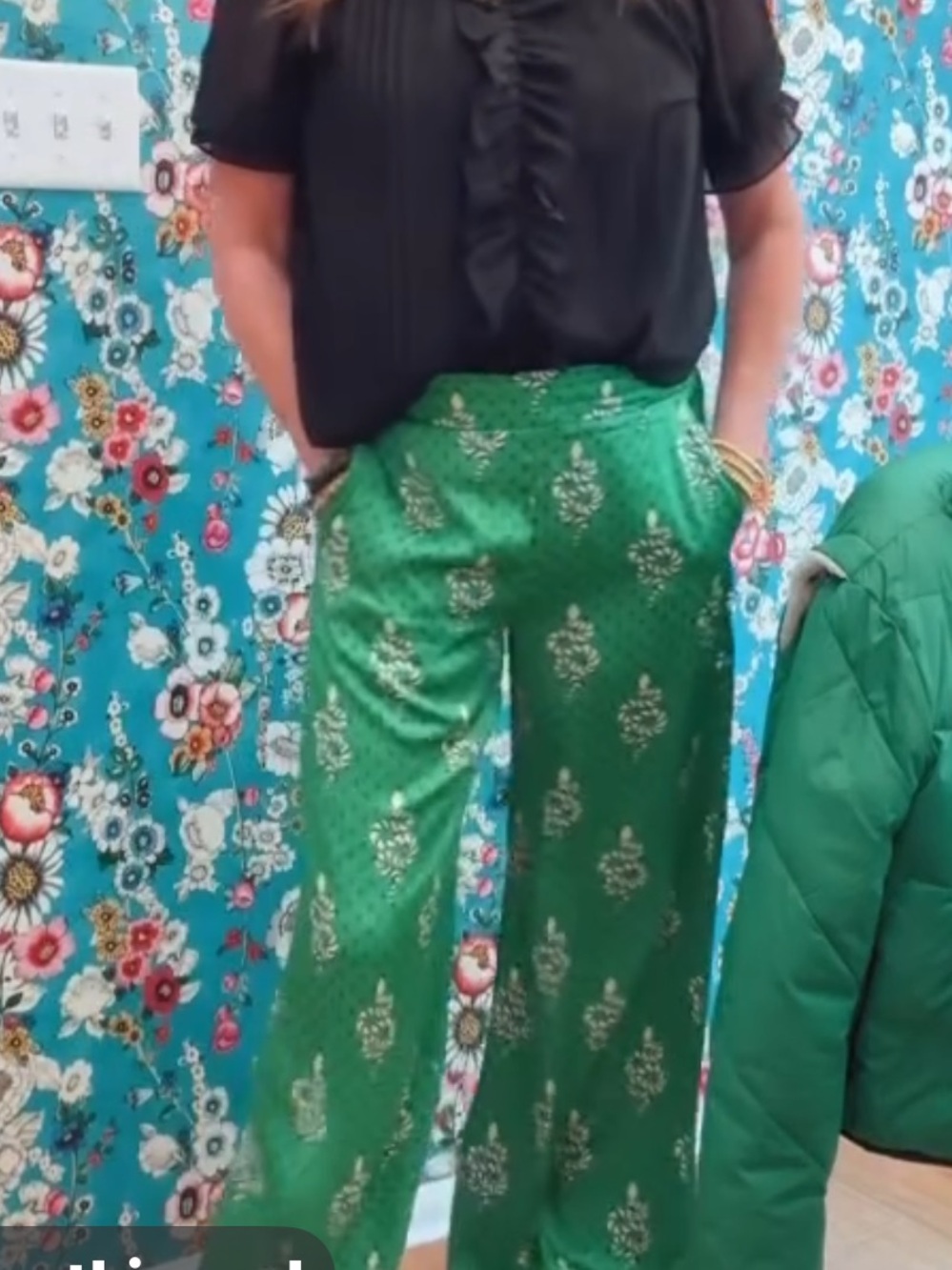 Cabi Serpentine Pant - Picture 2 of 12